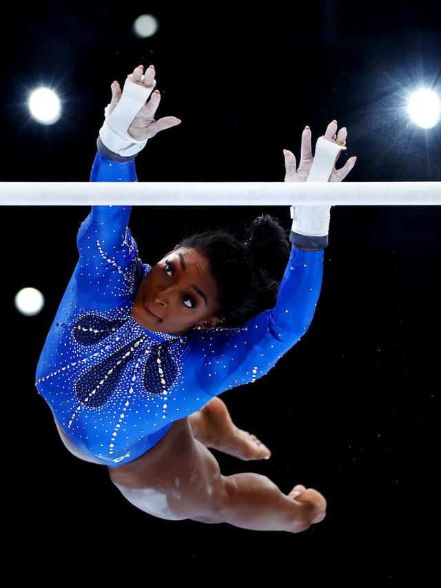 Simone Biles: Golden Moments